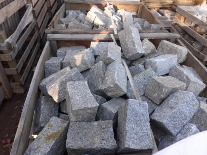 granite sets 100 x 100 x 200